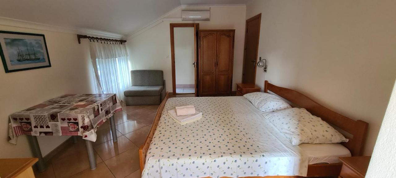 Apartments By The Sea Orebic, Peljesac - 16648 Exterior foto